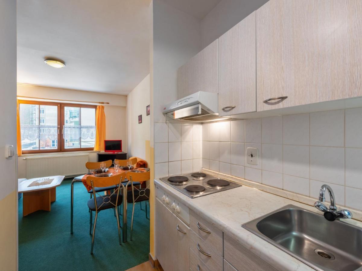 Apartment Lanovka-7 By Interhome Яхимов Екстериор снимка
